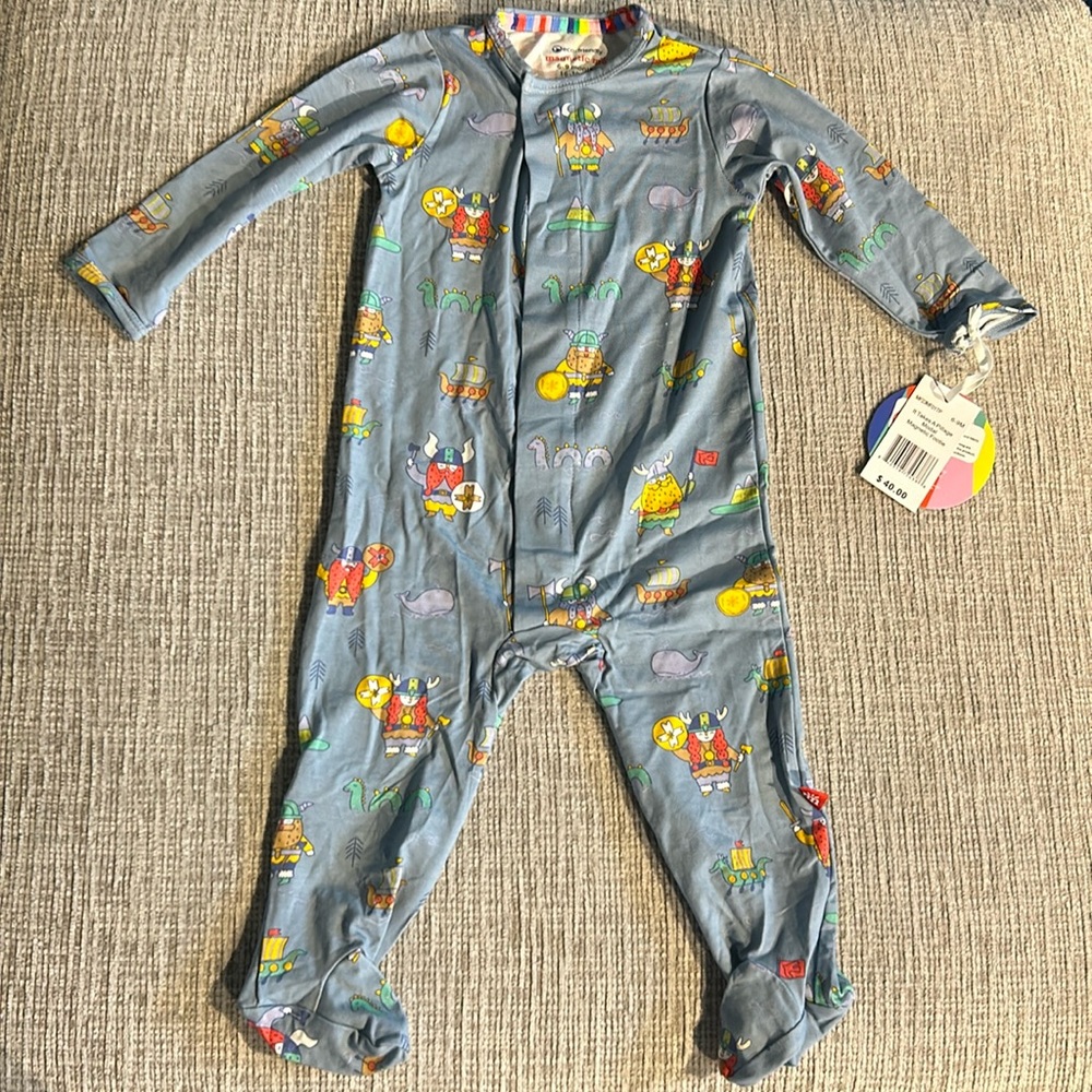 New Magnetic Me Footies 6-9mo
